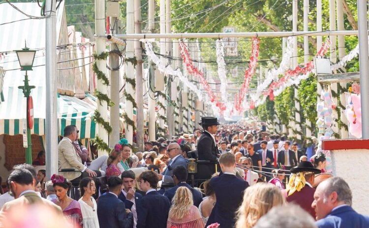 Miles de personas ostomizadas se quedan una vez más sin poder ir a la Feria de Sevilla