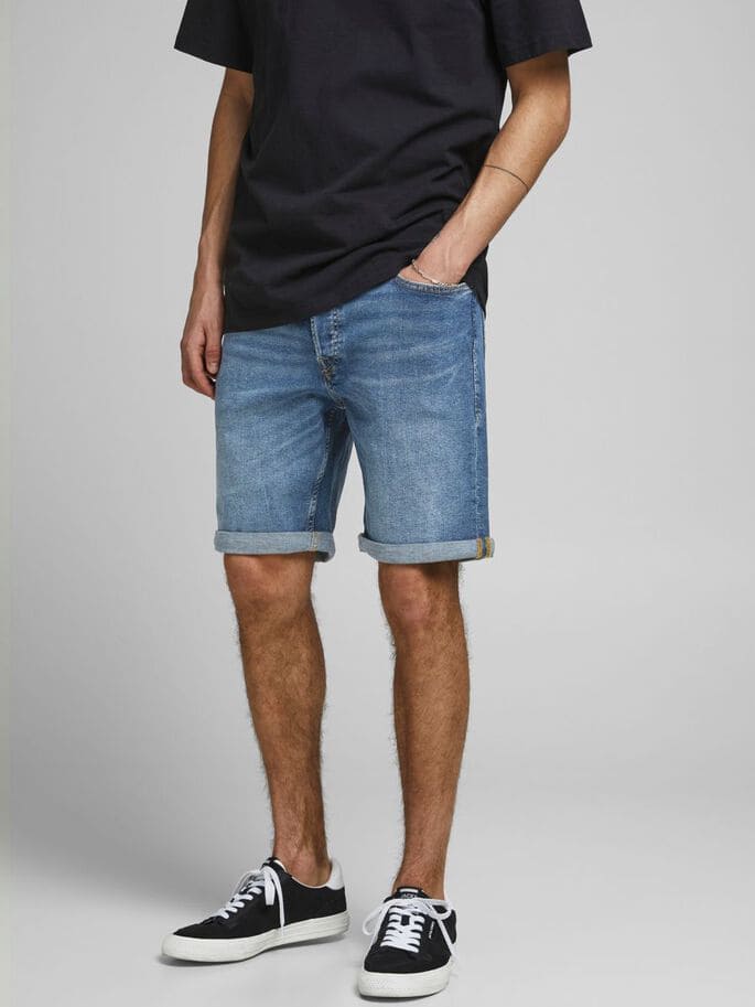 El pantalón corto de Jack & Jones que encontrarás en Amazon