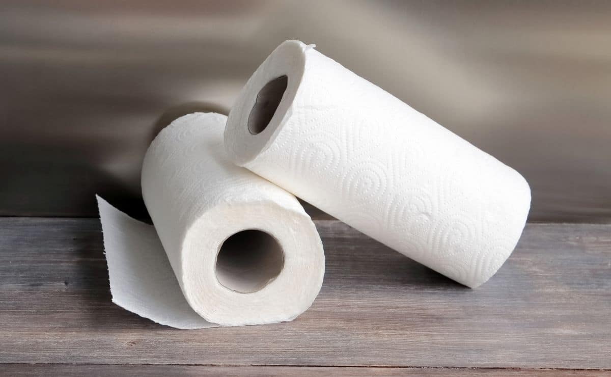 El mejor rollo de papel de cocina que puedes comprar en el súper, según la  OCU: cuesta 1,77 euros