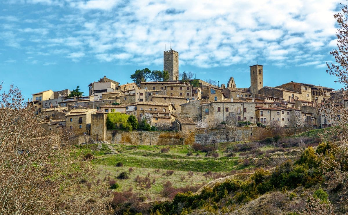 Parador Nacional (Canva)