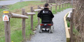 Camino adaptado en el parque natural