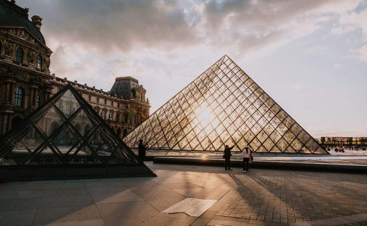 Museo del Louvre, uno de los emblemas de París Viajes CArrefour