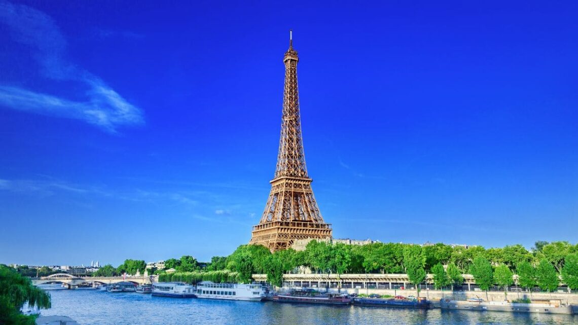 Viajes El Corte Inglés ofrece la oportunidad de visitar París a un precio reducido
