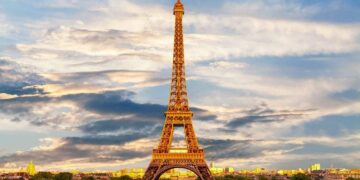 La torre Eiffel, uno de los monumentos más populares de París