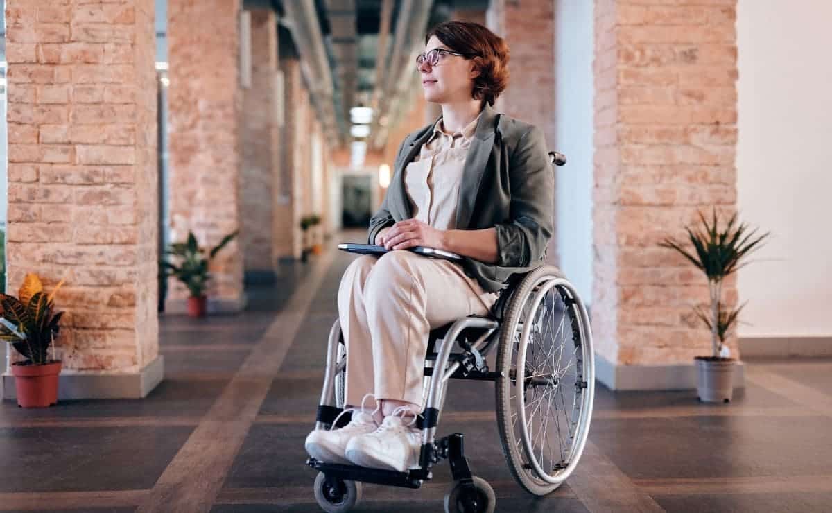 pensión gran invalidez ayuda prestación persona discapacidad ayuda seguridad social