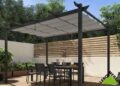 La pérgola de Leroy Merlín tiene una estructura fuerte y un techo impermeable