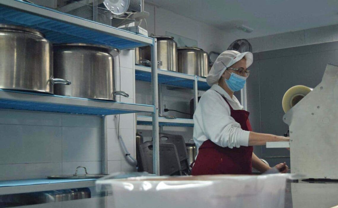 persona con discapacidad cocinando FEpamic