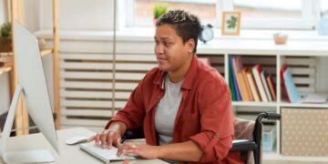 Fundación ONCE señala que un 65% de los 150.000 jóvenes que tienen discapacidad no tienen trabajo
