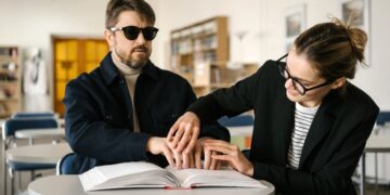 Estos son los beneficios de leer para las personas con discapacidad