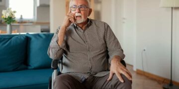 Persona con discapacidad en silla de ruedas