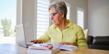 La PMP y la Agencia Tributaria firman un protocolo de colaboración en materia de información y asistencia a las personas mayores