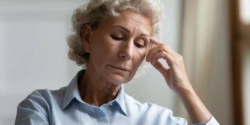 persona mayor anciano pensión pensiones