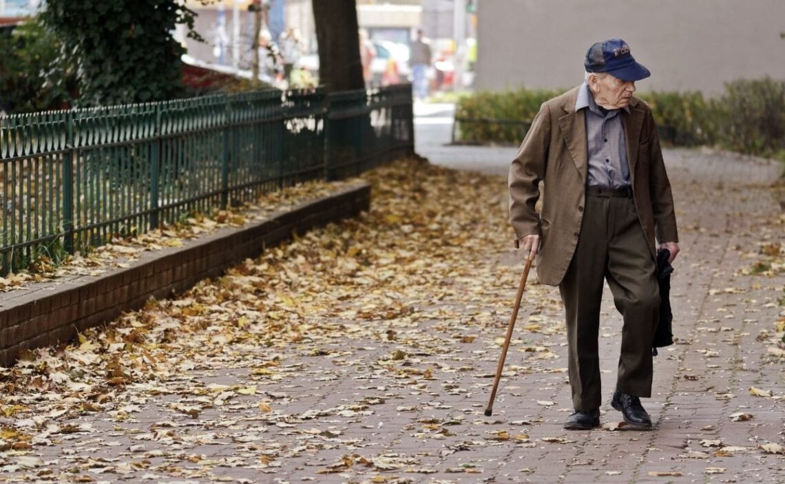 persona mayor autonoma dependencia anciano