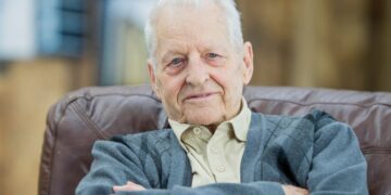 Las personas mayores que estén en situación de dependencia en la Comunidad de Madrid pueden acceder a diferente tipo de ayudas