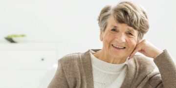 La Junta de Andalucía homenajea a las personas mayores, "la guía para una Andalucía de valores"