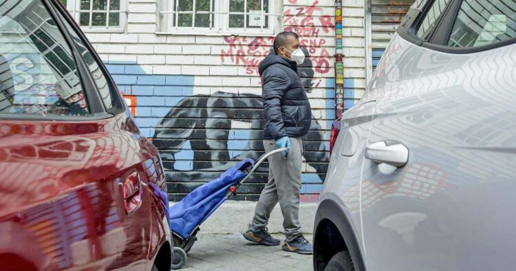 El Gobierno estudia lanzar un nuevo subsidio de 430 euros para parados