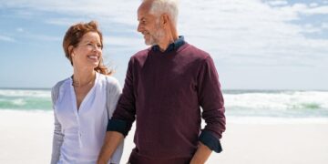 Halcón Viajes lanza una oferta para visitar Benidorm en Navidades a un precio reducido como los viajes del IMSERSO