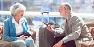 Personas mayores durante un viaje del IMSERSO