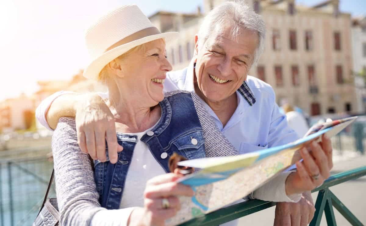 Personas mayores durante un viaje de turismo del IMSERSO