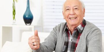 La Comunidad de Madrid cuenta con una serie de beneficios y descuentos dirigidos a personas mayores de 65 años