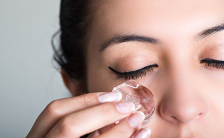 Peligros de usar hielo en la piel del rostro para prevenir el envejecimiento