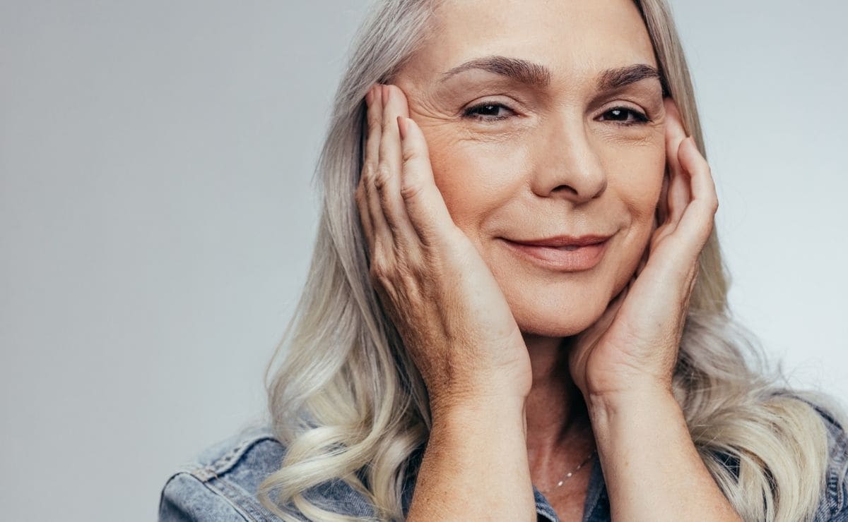 La edad ideal para empezar a usar cremas antiedad para la salud de la piel