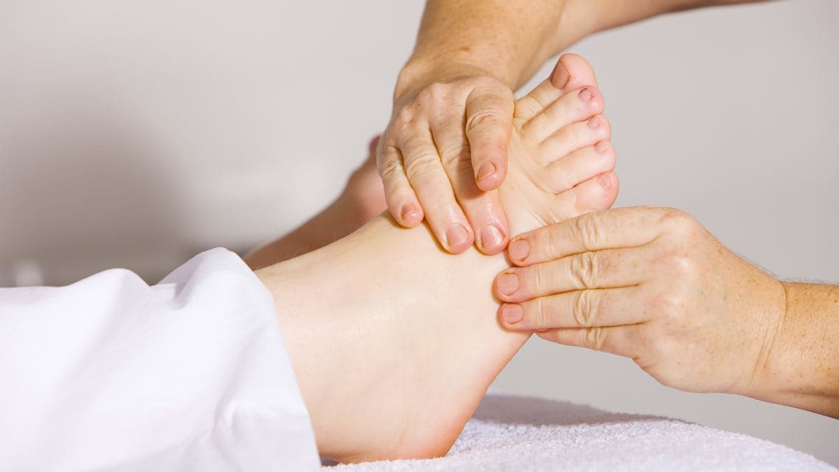Tratamiento con bicarbonato para evitar grietas en los pies