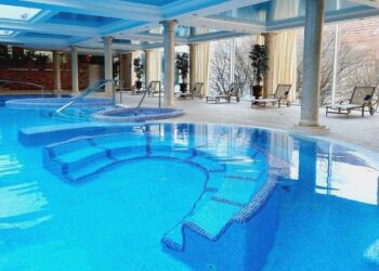 Piscina del Gran Hotel Balneario de Puente Viesgo