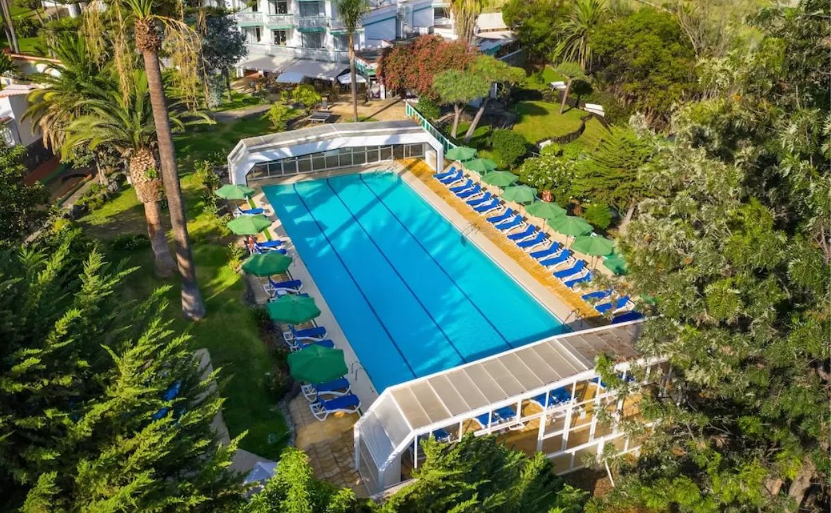 Piscina del Parque Vacacional Eden, situado en Tenerife 