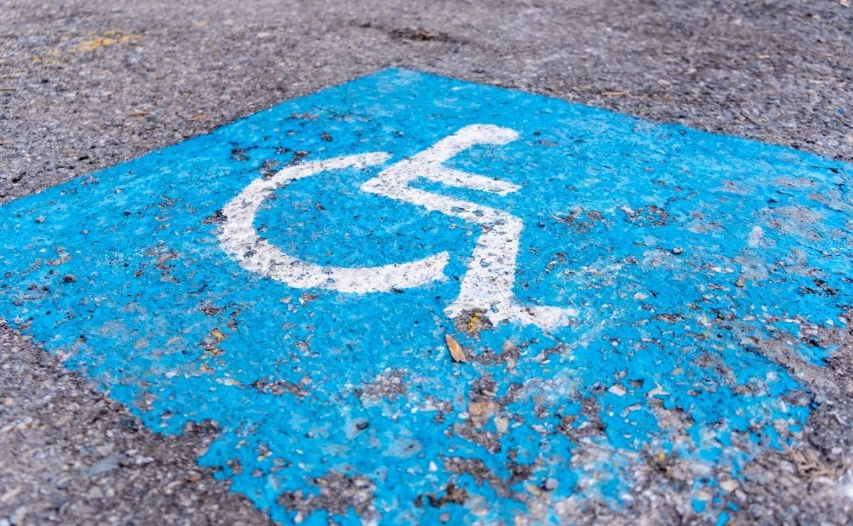 plazas de aparcamiento reservadas a personas con movilidad reducida Madrid