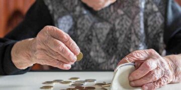 El 15,6% de los ancianos están en riesgo de pobreza en España