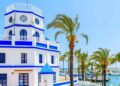 Estepona, uno de los destinos que oferta el Programa de Turismo de PREDIF, muy parecido al del IMSERSO
