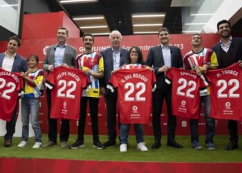Acto de presentación de la nueva temporada de LaLiga Genuine Santander, con Iker Casillas, Vicente del Bosque y Miguel Torres