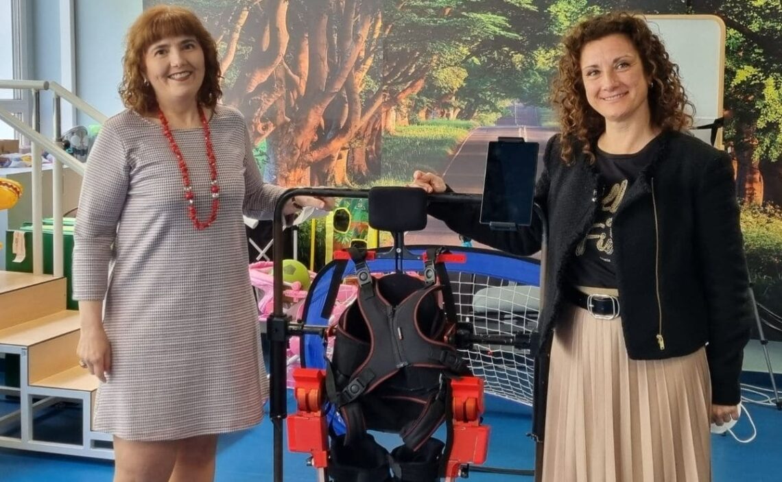 Aspace se alía con Marsi Bionisc para llevar el primer exoesqueleto pediátrico a los menores con parálisis cerebral de Madrid