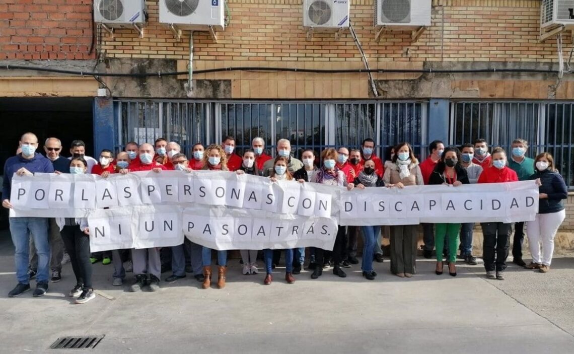 protesta centros de discapacidad andalucia