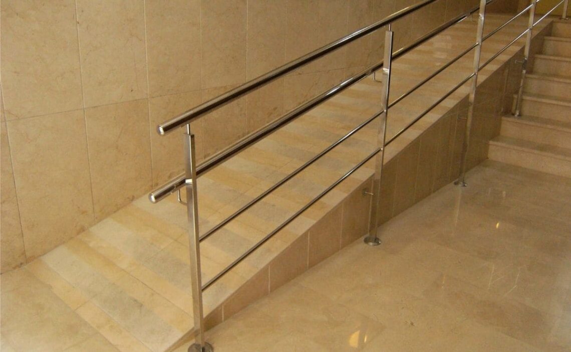 rampa accesibilidad edificio