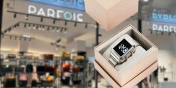 El reloj digital de Parfois en color plateado para primavera