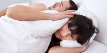 Existen remedios caseros que son efectivos para dejar de roncar