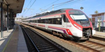Accidente por la colisión de dos trenes de Renfe en la estación Montcada i Reixac en Barcelona