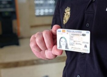 El mensaje de la Policía Nacional para renovar el DNI que sí es real