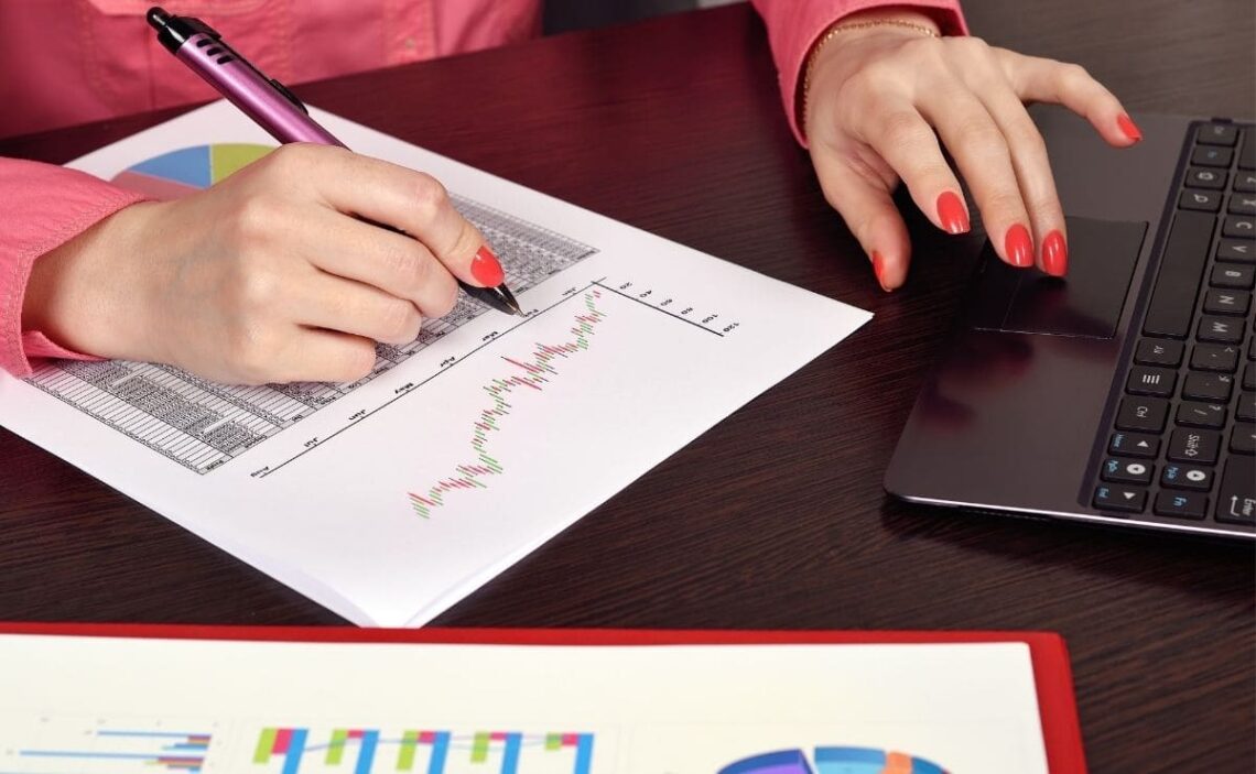 Renta anual de subsidio para mayores de 52 años