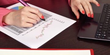 Renta anual de subsidio para mayores de 52 años