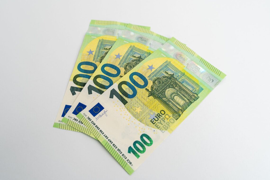 La Seguridad Social anuncia el cheque de 100€ que podrás recibir