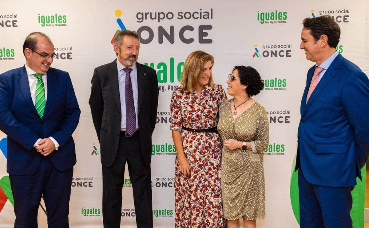 El Grupo Social ONCE y la Junta de Andalucía refuerzan su compromiso por el empleo para las personas con discapacidad