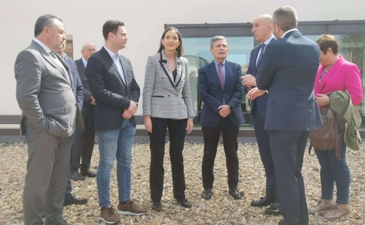 La ministra Reyes Maroto visita el Parador de Turismo de San Marcos, en León