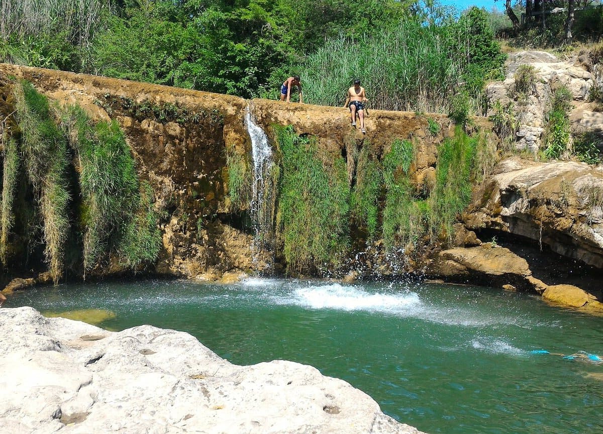 lago barcelona turismo piscinas naturales ríos agua turismo cataluña españa