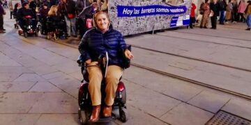 Rocío, mujer con parálisis cerebral que se muestra en contra de la Eutanasia