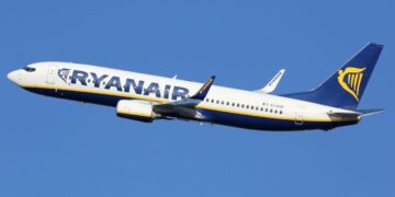 La compañía de vuelos lowcost irlandesa Ryanair ofrece descuentos
