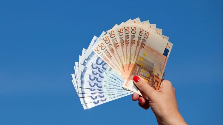 El SEPE cuenta con un ayuda con la que puedes recibir hasta 15.840 euros