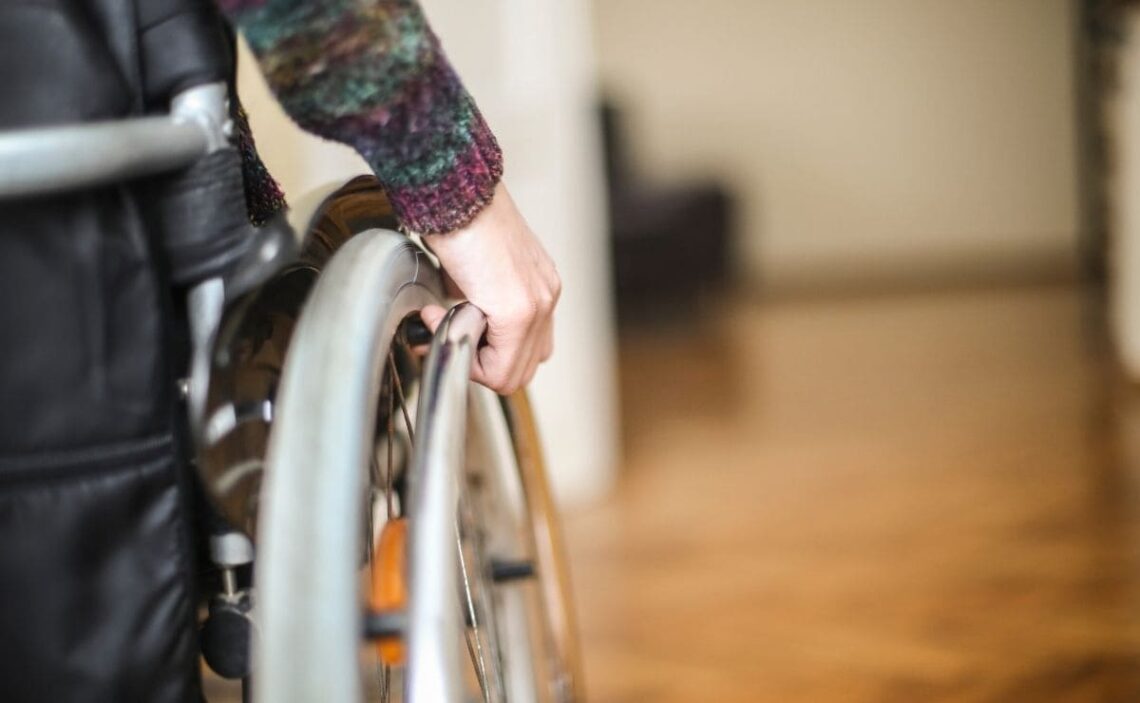 silla de ruedas accesibilidad personas con discapacidad